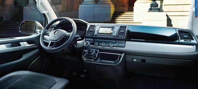 2016 Volkswagen Transporter - фотография 12 из 15