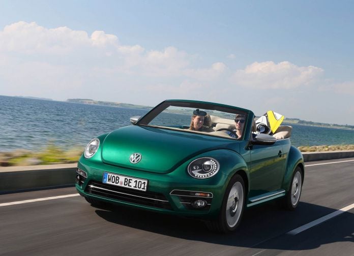 2017 Volkswagen Beetle - фотография 16 из 55