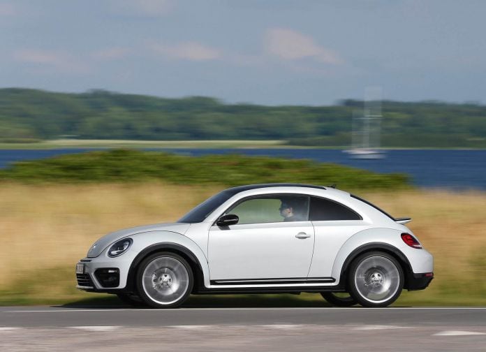 2017 Volkswagen Beetle - фотография 22 из 55