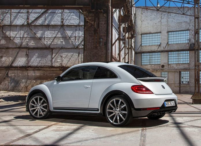 2017 Volkswagen Beetle - фотография 24 из 55