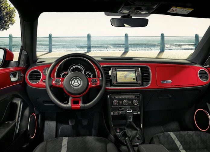 2017 Volkswagen Beetle - фотография 40 из 55 2017 Volkswagen Beetle - фотография 40 из 55