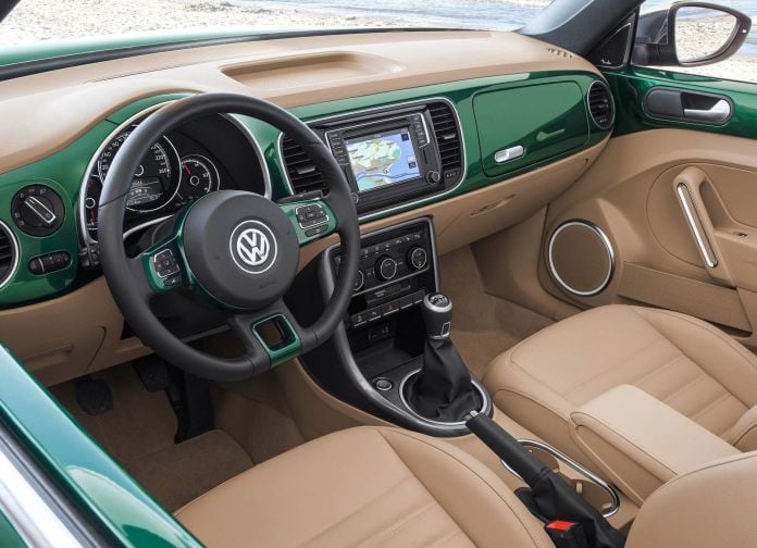2017 Volkswagen Beetle - фотография 41 из 55 2017 Volkswagen Beetle - фотография 41 из 55