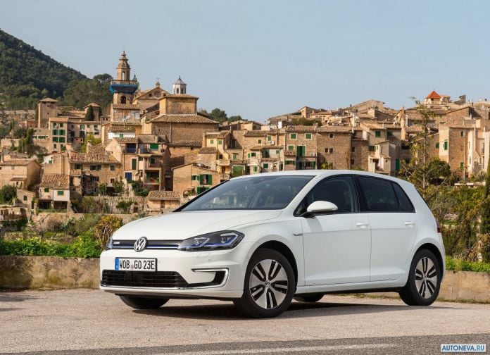 2017 Volkswagen e-Golf - фотография 3 из 44 2017 Volkswagen e-Golf - фотография 3 из 44