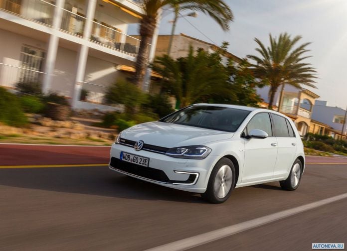 2017 Volkswagen e-Golf - фотография 9 из 44