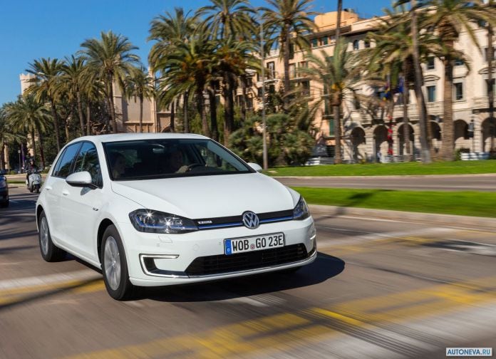 2017 Volkswagen e-Golf - фотография 10 из 44