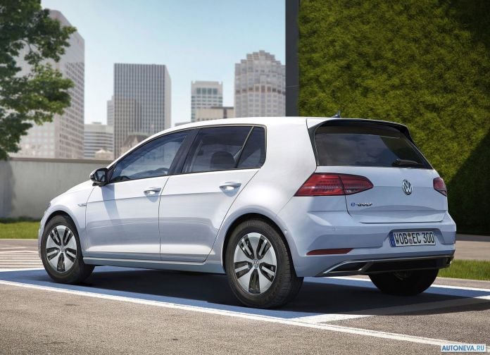 2017 Volkswagen e-Golf - фотография 14 из 44