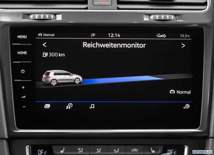2017 Volkswagen e-Golf - фотография 34 из 44