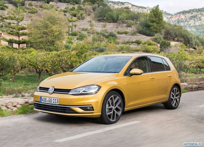2017 Volkswagen Golf - фотография 19 из 84