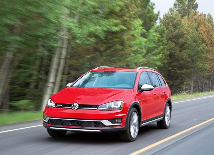 2017 Volkswagen Golf Alltrack - фотография 15 из 51