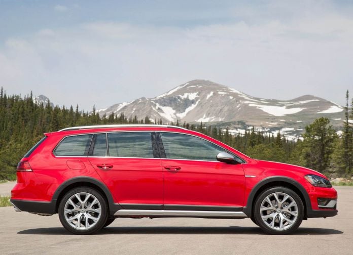 2017 Volkswagen Golf Alltrack - фотография 20 из 51 2017 Volkswagen Golf Alltrack - фотография 20 из 51