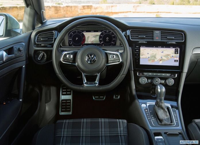 2017 Volkswagen Golf GTD Variant - фотография 14 из 15