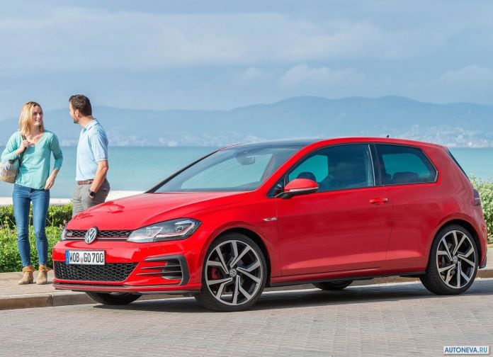 2017 Volkswagen Golf GTI - фотография 8 из 43 2017 Volkswagen Golf GTI - фотография 8 из 43