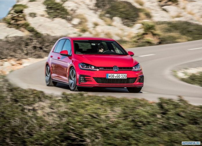 2017 Volkswagen Golf GTI - фотография 11 из 43 2017 Volkswagen Golf GTI - фотография 11 из 43