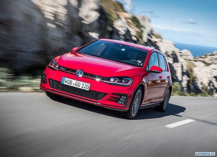 2017 Volkswagen Golf GTI - фотография 18 из 43