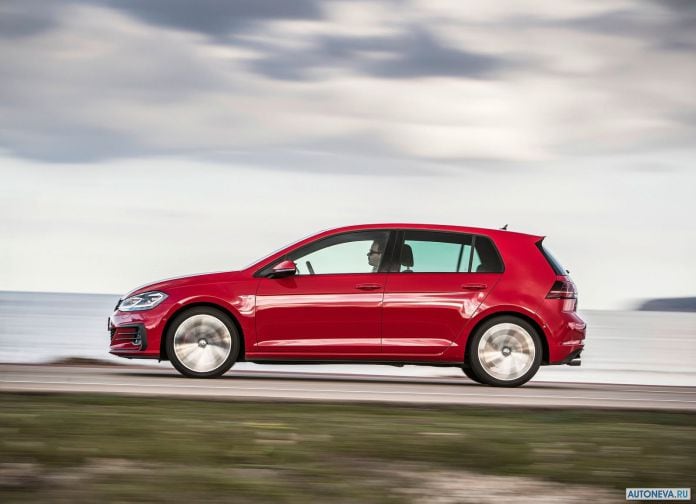 2017 Volkswagen Golf GTI - фотография 20 из 43