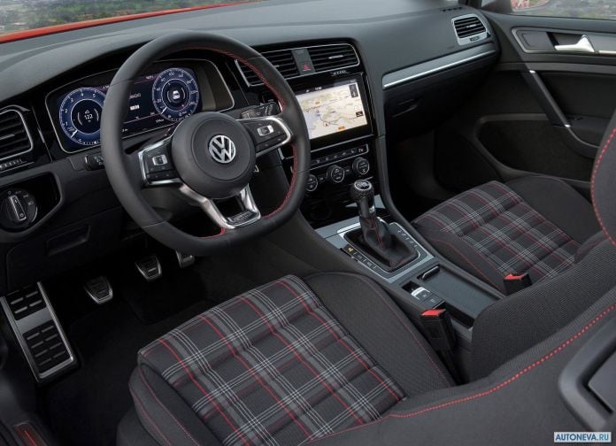 2017 Volkswagen Golf GTI - фотография 35 из 43 2017 Volkswagen Golf GTI - фотография 35 из 43