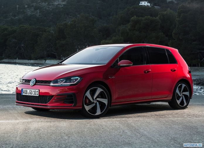 2017 Volkswagen Golf GTI Performance - фотография 1 из 38 2017 Volkswagen Golf GTI Performance - фотография 1 из 38
