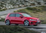 volkswagen_2017_golf_gti_performance_008.jpg