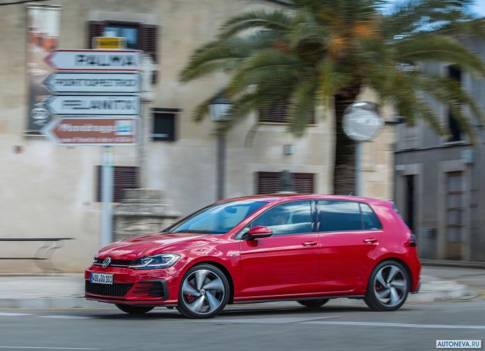2017 Volkswagen Golf GTI Performance - фотография 10 из 38 2017 Volkswagen Golf GTI Performance - фотография 10 из 38