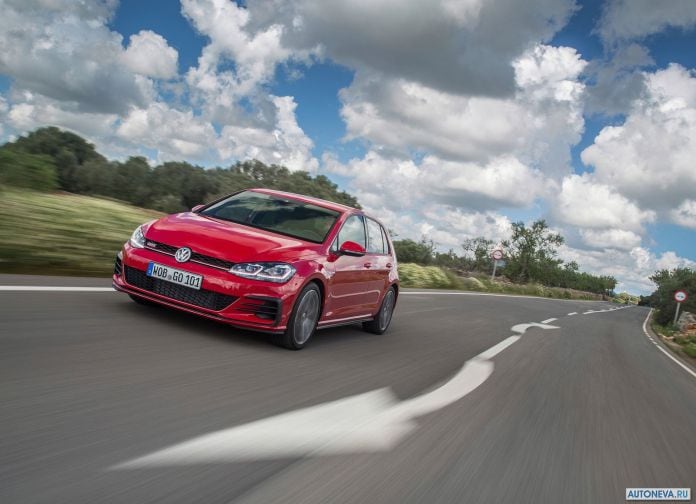 2017 Volkswagen Golf GTI Performance - фотография 12 из 38 2017 Volkswagen Golf GTI Performance - фотография 12 из 38