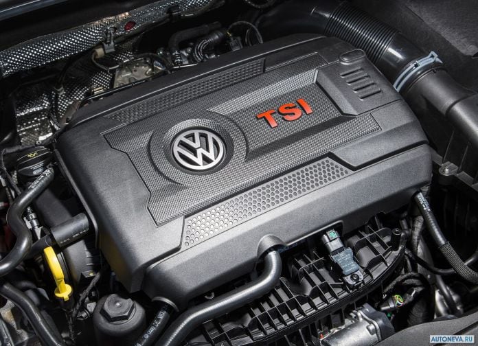 2017 Volkswagen Golf GTI Performance - фотография 35 из 38