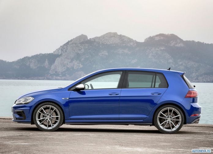 2017 Volkswagen Golf R - фотография 9 из 24