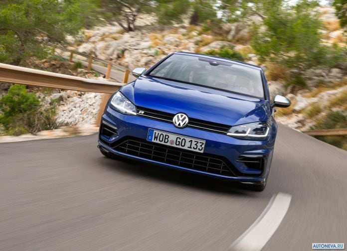 2017 Volkswagen Golf R - фотография 15 из 24