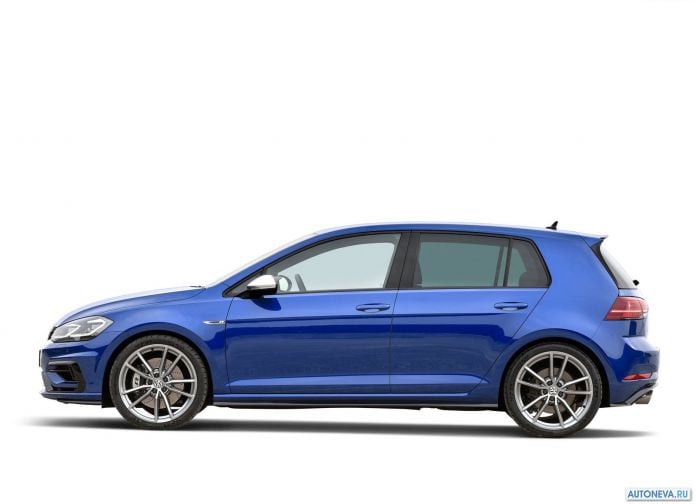 2017 Volkswagen Golf R - фотография 18 из 24