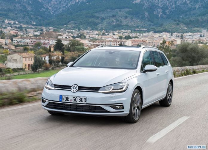 2017 Volkswagen Golf Variant - фотография 12 из 29