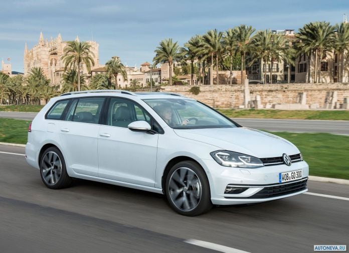 2017 Volkswagen Golf Variant - фотография 14 из 29