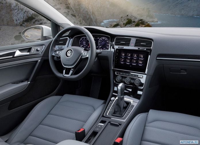 2017 Volkswagen Golf Variant - фотография 27 из 29