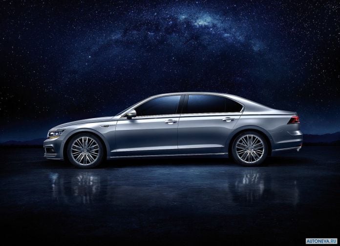 2017 Volkswagen Phideon - фотография 2 из 8