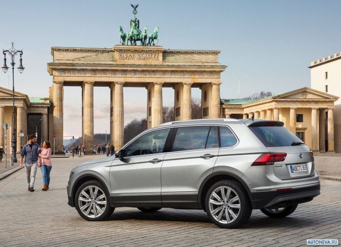 2017 Volkswagen Tiguan - фотография 32 из 62