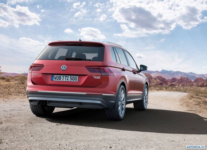 2017 Volkswagen Tiguan - фотография 33 из 62
