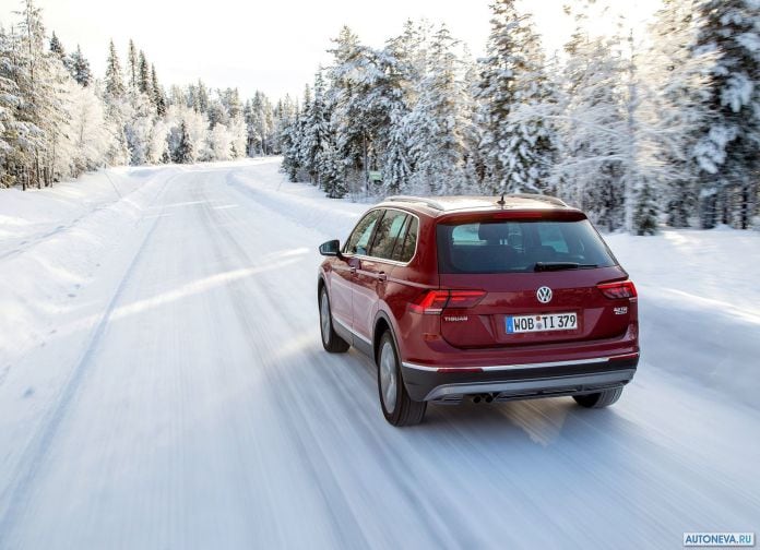 2017 Volkswagen Tiguan - фотография 44 из 62