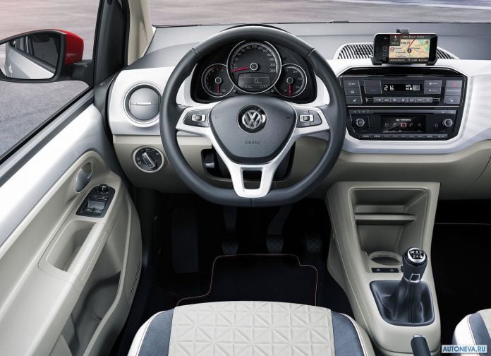 2017 Volkswagen Up - фотография 15 из 20
