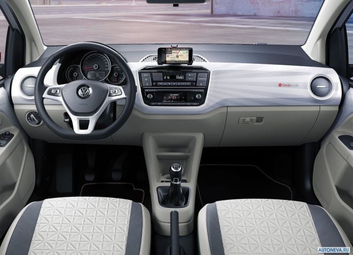 2017 Volkswagen Up - фотография 17 из 20