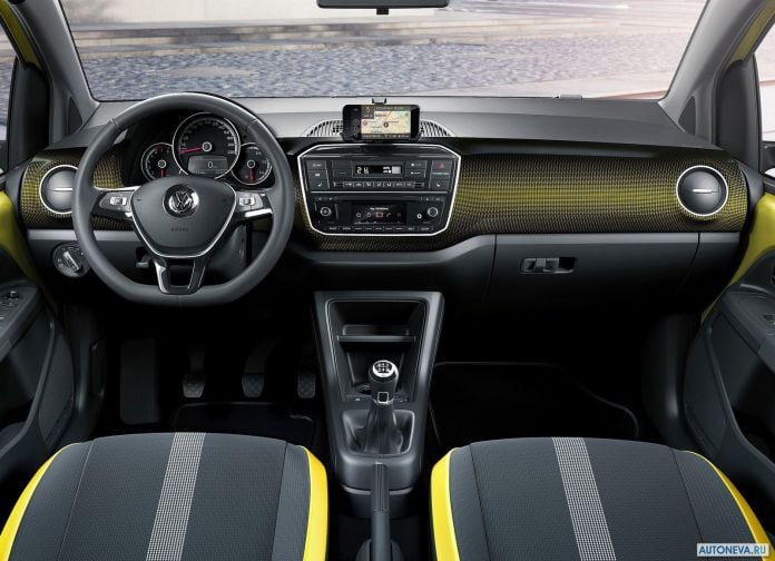 2017 Volkswagen Up - фотография 20 из 20