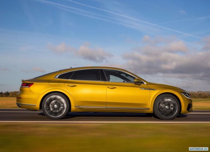 2018 Volkswagen Arteon R-line - фотография 23 из 59 2018 Volkswagen Arteon R-line - фотография 23 из 59