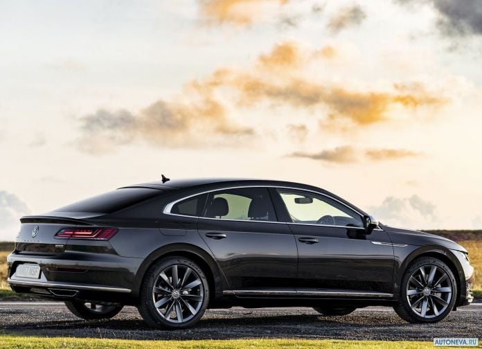 2018 Volkswagen Arteon UK-version - фотография 35 из 61 2018 Volkswagen Arteon UK-version - фотография 35 из 61
