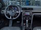 volkswagen_2018_passat_gt_us_version_009.jpg