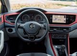 volkswagen_2018_polo_065.jpg