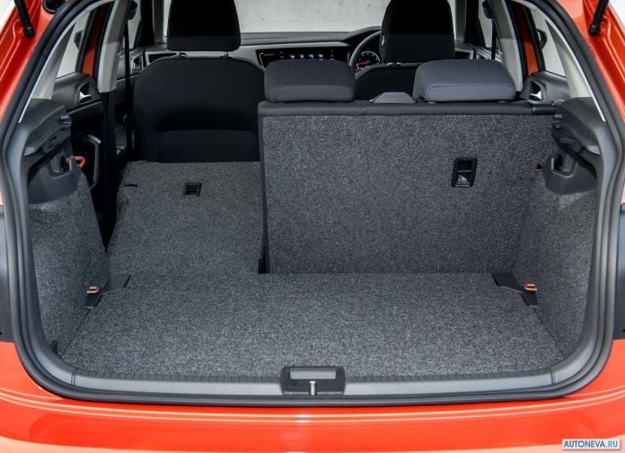 2018 Volkswagen Polo UK-version - фотография 70 из 90 2018 Volkswagen Polo UK-version - фотография 70 из 90