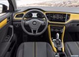 volkswagen_2018_t_roc_094.jpg