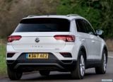 volkswagen_2018_t_roc_uk_version_042.jpg