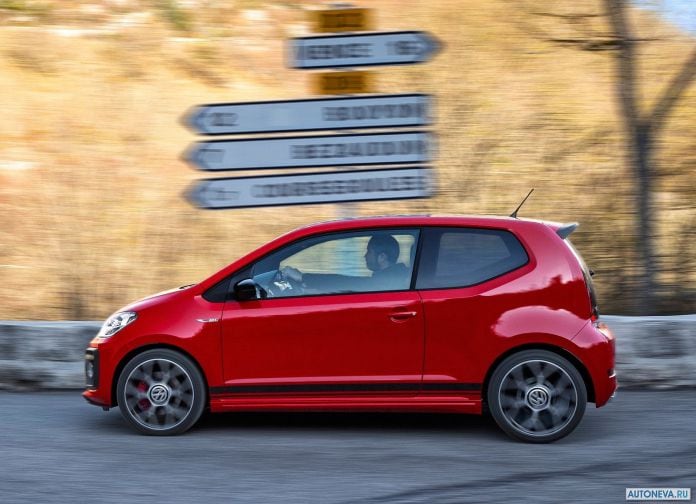 2018 Volkswagen Up GTI - фотография 16 из 36 2018 Volkswagen Up GTI - фотография 16 из 36