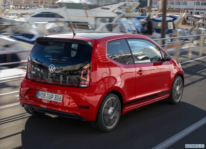 2018 Volkswagen Up GTI - фотография 22 из 36 2018 Volkswagen Up GTI - фотография 22 из 36