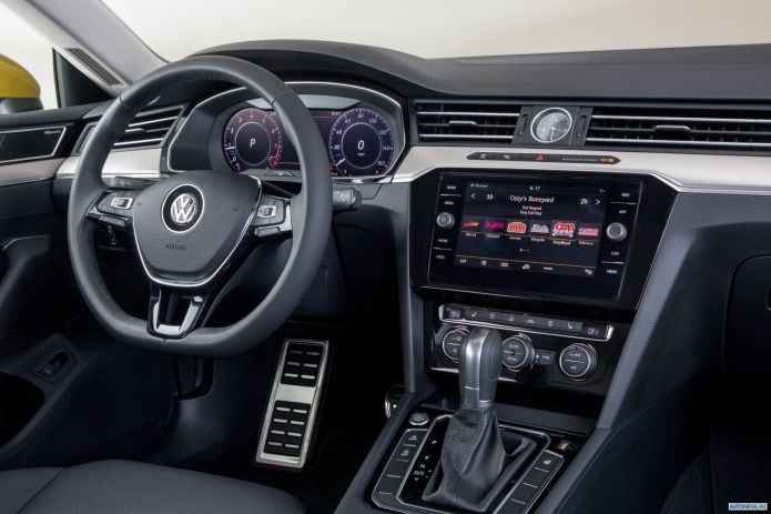 2019 Volkswagen Arteon 4Motion NA - фотография 13 из 31 2019 Volkswagen Arteon 4Motion NA - фотография 13 из 31