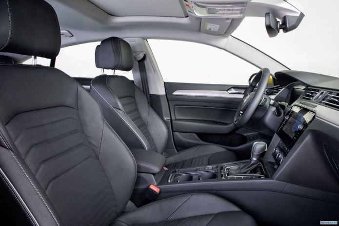 2019 Volkswagen Arteon 4Motion NA - фотография 20 из 31 2019 Volkswagen Arteon 4Motion NA - фотография 20 из 31