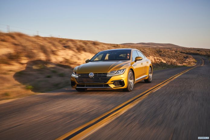 2019 Volkswagen Arteon 4Motion R-line NA - фотография 2 из 40